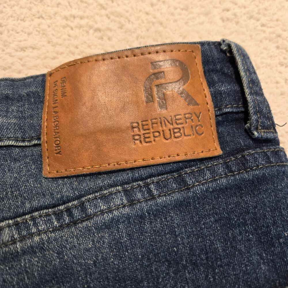 Refinery Republic Jeans Men's 32x30 Straight Leg Medium Wash - Picture 10 of 12